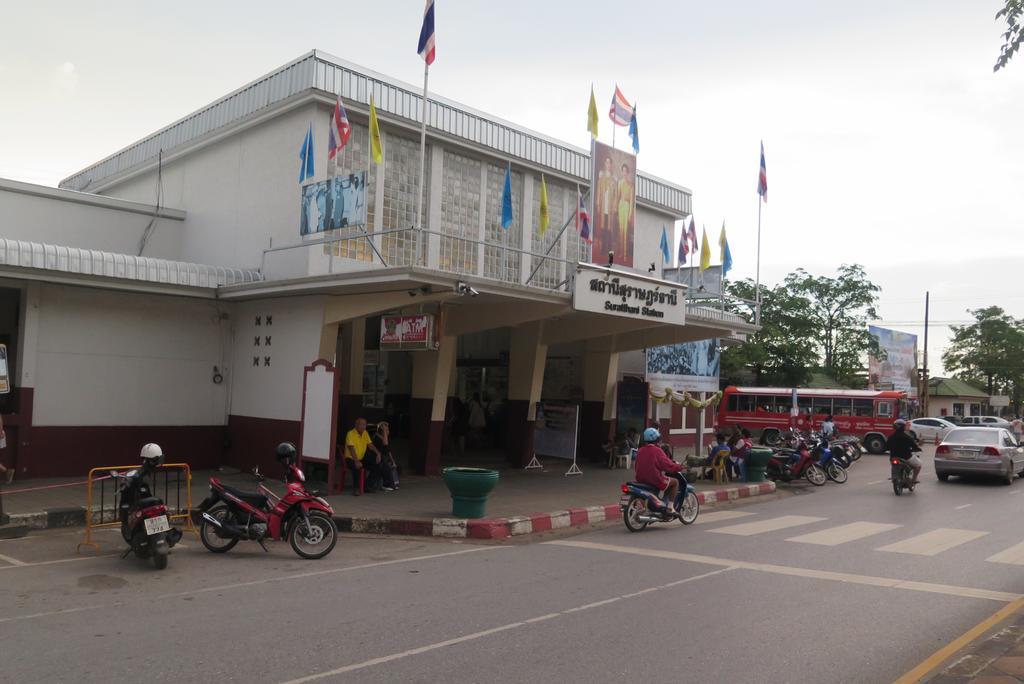 Hotel Nadpob Mansion Surat Thani Exteriér fotografie